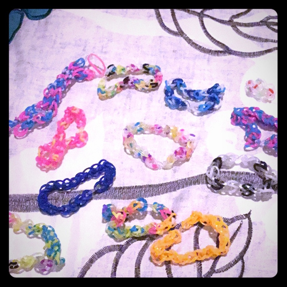 Rainbow loom bracelets pack
